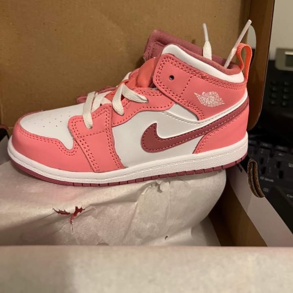 Never worn size 10 c